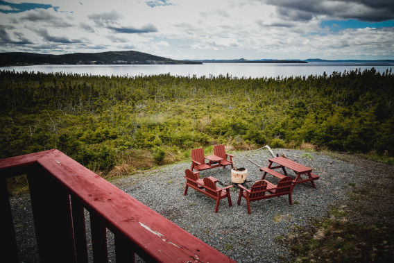 Fallon Cottage - Oceanfront Rental